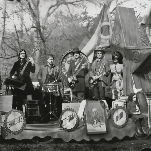 The Raconteurs - Consolers of the Lonely (2008)