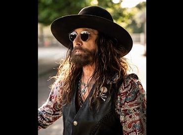 John Corabi Returns To “1969”